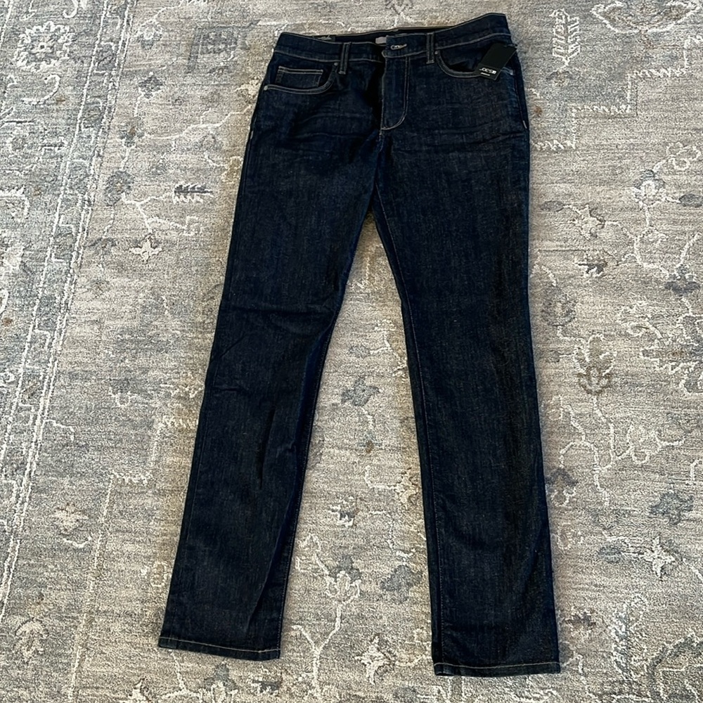 NWT Joe’s Jeans, Slim Fit. Size 32 mens. Dark blue.